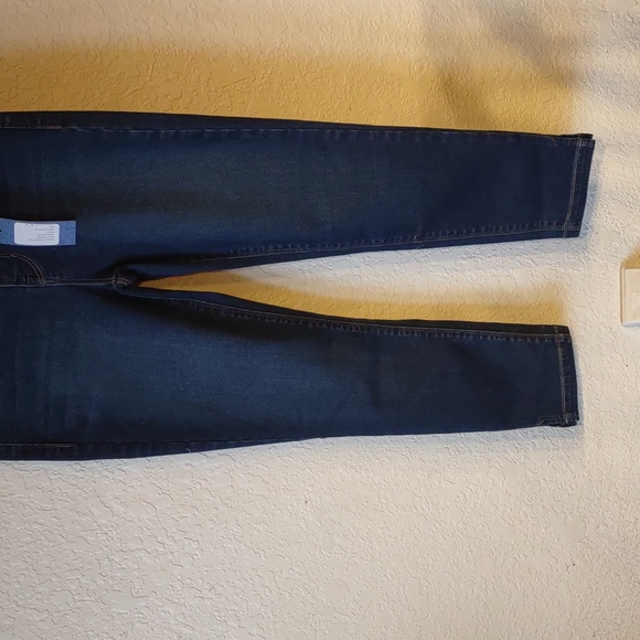 Curve Appeal | Curve Creator w/Skinny Leg Side Slit 6/28 NWT - Picture 5 of 7